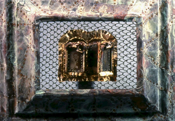 La Familia #6 from the Sculpture fine art portfolio by Gaspar Enriques